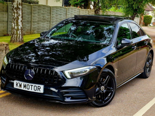 Mercedes-Benz A-Class  1.3 A 250 E AMG LINE PREMIUM PLUS 4d AUTO 259 BHP 