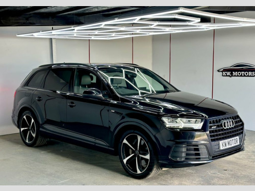 Audi Q7  3.0 TDI V6 50 Black Edition SUV 5dr Diesel Tiptron