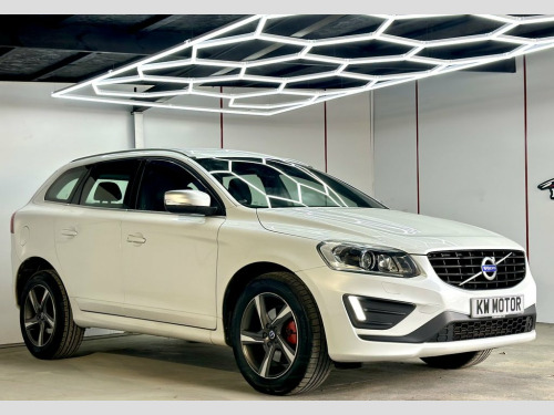 Volvo XC60  2.4 D5 R-Design Lux Nav SUV 5dr Diesel Auto AWD Eu