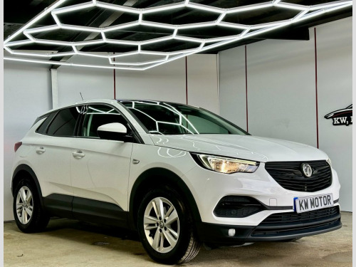 Vauxhall Grandland X  1.5 Turbo D BlueInjection SE SUV 5dr Diesel Auto 8 