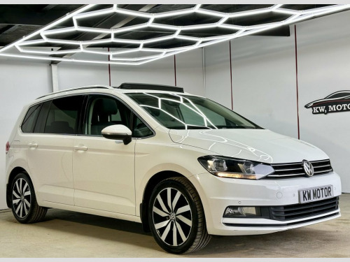 Volkswagen Touran  1.4 TSI BlueMotion Tech SEL MPV 5dr Petrol DSG Eur 