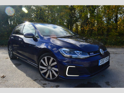 Volkswagen Golf  1.4 TSI 8.7kWh GTE Advance Hatchback 5dr Petrol Pl