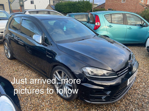 Volkswagen Golf  2.0 TSI BlueMotion Tech R