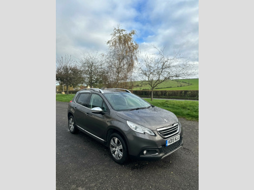 Peugeot 2008 Crossover  1.2 PureTech Allure