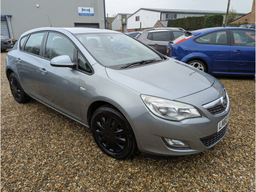 Vauxhall Astra  1.4 16v Exclusiv