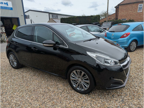 Peugeot 208  1.2 PureTech Allure