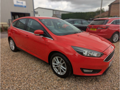 Ford Focus  1.0 T EcoBoost Zetec
