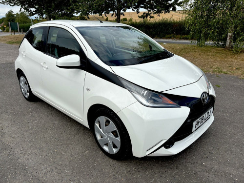 Toyota AYGO  1.0 VVT-i x-play