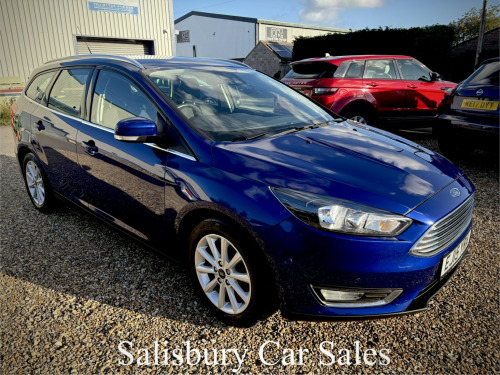 Ford Focus  1.5 T EcoBoost Titanium