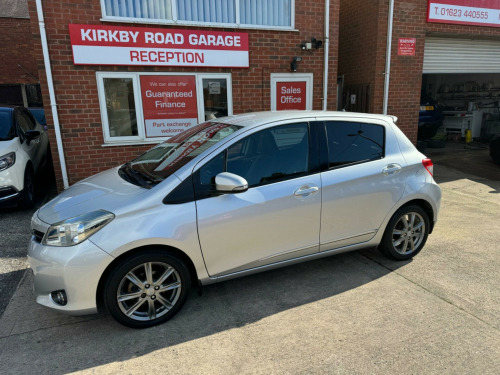 Toyota Yaris  1.33 Dual VVT-i SR Euro 5 5dr