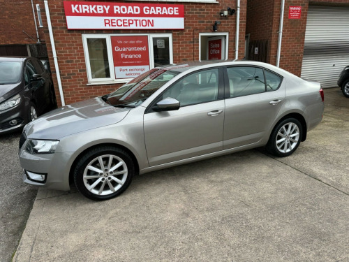 Skoda Octavia  2.0 TDI Elegance DSG Euro 5 (s/s) 5dr