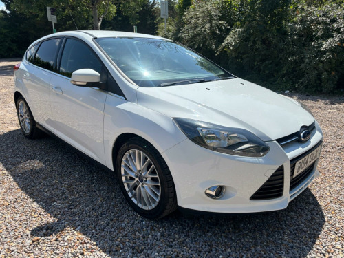 Ford Focus  1.0T EcoBoost Zetec Euro 5 (s/s) 5dr