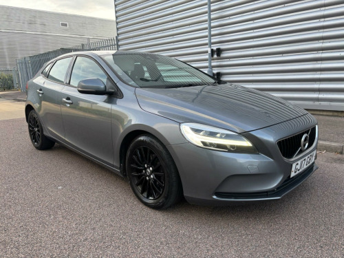 Volvo V40  2.0 D2 Momentum Nav Plus Euro 6 (s/s) 5dr