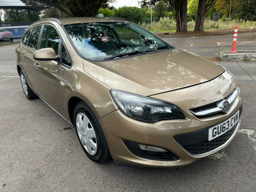 Vauxhall Astra  1.6 16V Exclusiv Sports Tourer Auto Euro 5 5dr