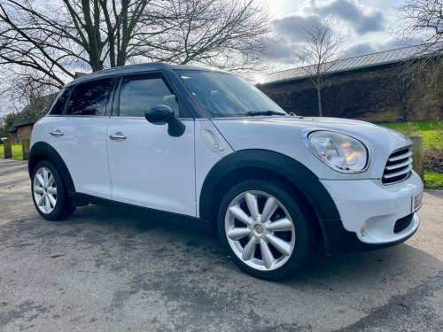 MINI Countryman  1.6 Cooper SUV 5dr Petrol Auto Euro 5 (122 ps) **S