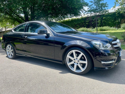 Mercedes-Benz C-Class C180 1.6 C180 BlueEfficiency AMG Sport Coupe 2dr Petrol