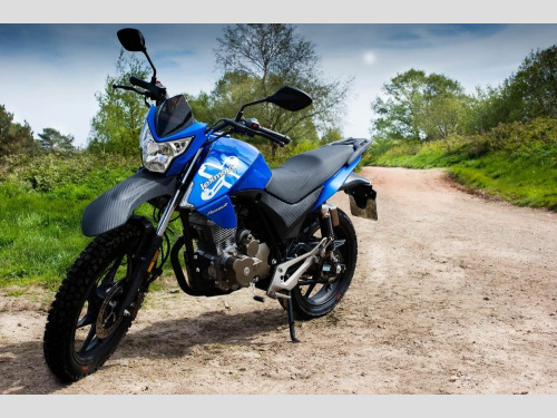 LEXMOTO ASSAULT  efi 125cc