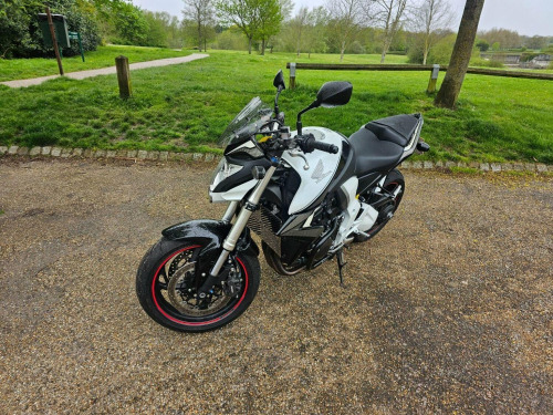 Honda CB1000R -