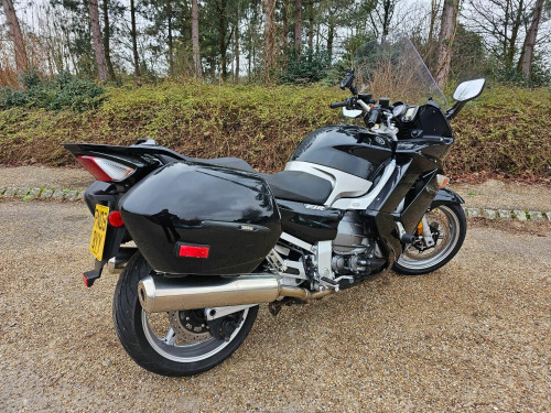 YAMAHA FJR1300  -