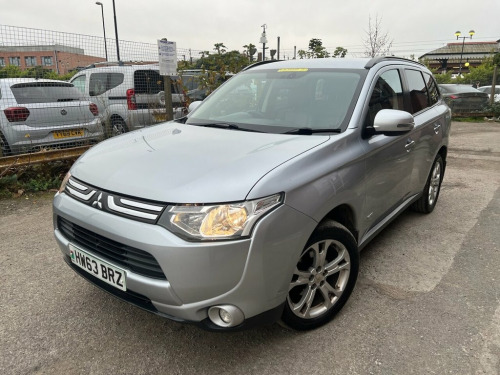 Mitsubishi Outlander  2.2 DI-D GX3 SUV 5dr Diesel Manual 4WD Euro 5 (s/s