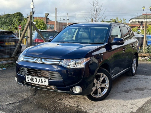 Mitsubishi Outlander  2.2 DI-D GX4 SUV 5dr Diesel Manual 4WD Euro 5 (s/s