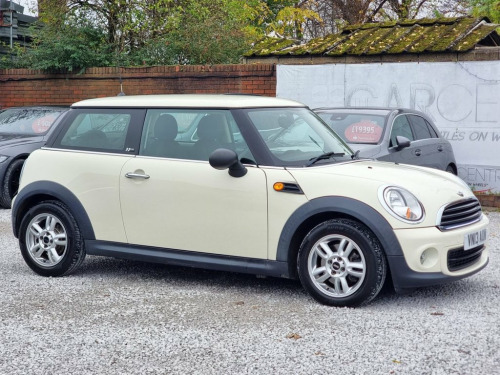 MINI Hatch  1.6 First Hatchback 3dr Petrol Manual Euro 6 (75 p