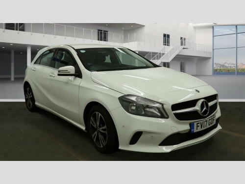 Mercedes-Benz A-Class  1.5 A180d SE (Executive) Hatchback 5dr Diesel Manu