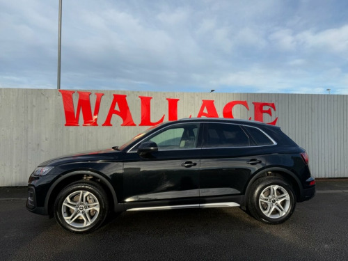 Audi Q5  2.0 TDI 40 Sport SUV 5dr Diesel S Tronic quattro E