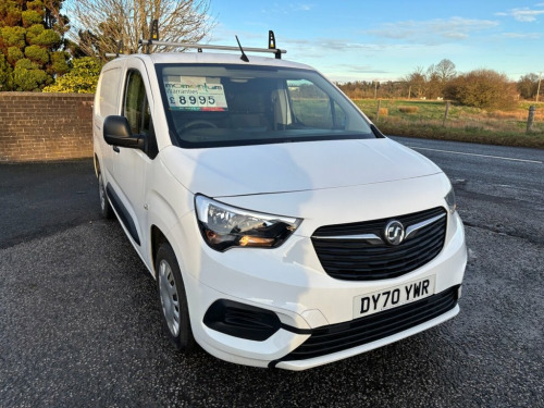Vauxhall Combo  1.5 Turbo D 2300 Sportive Panel Van 4dr Diesel Man 