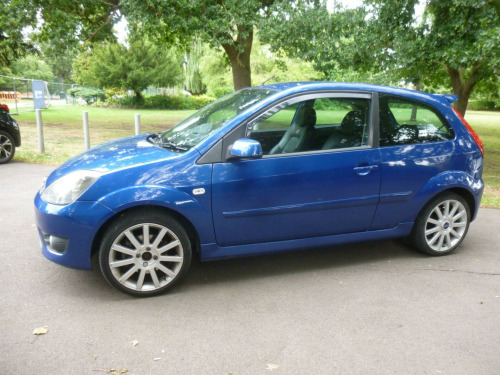 Ford Fiesta  2.0 ST 3dr
