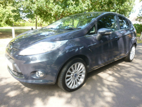 Ford Fiesta  1.4 Titanium 5dr