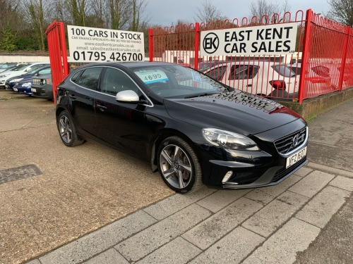 Volvo V40  2.0 D4 R-Design Hatchback 5dr Diesel Manual Euro 6 (s/s) (190 ps) 