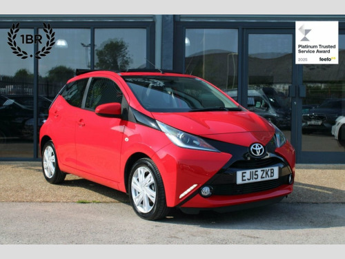 Toyota AYGO  1.0 VVT-i x-pression x-wave 5dr Petrol x-shift Eur