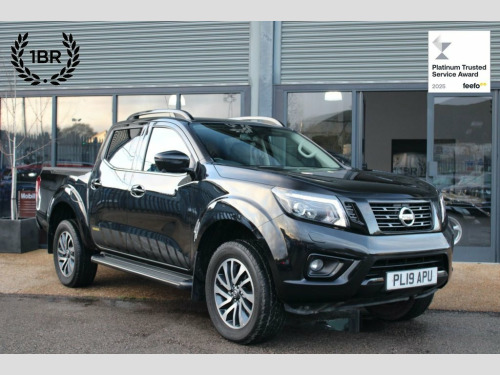 Nissan Navara  2.3 dCi N-Guard Pickup Double Cab 4dr Diesel Auto  