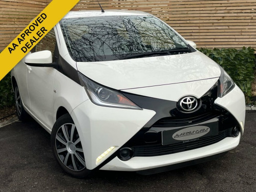 Toyota AYGO  1.0 VVT-i x-play Hatchback 5dr Petrol Manual Euro 