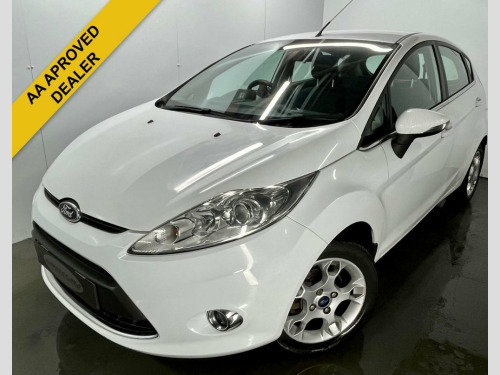 Ford Fiesta  1.25 Zetec Hatchback 5dr Petrol Manual (129 g/km, 