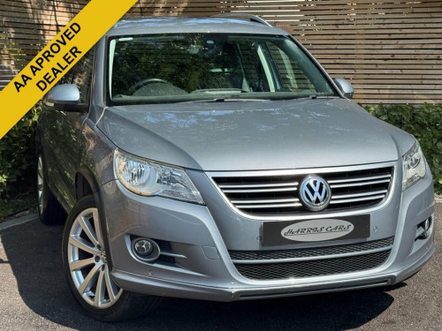Volkswagen Tiguan  2.0 TDI R-Line SUV 5dr Diesel Auto 4WD Euro 5 (140