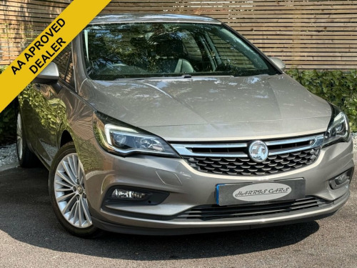 Vauxhall Astra  1.4i Turbo Elite Nav Hatchback 5dr Petrol Manual E