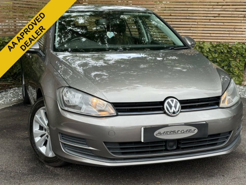 Volkswagen Golf  1.6 TDI BlueMotion Tech SE Hatchback 5dr Diesel Ma
