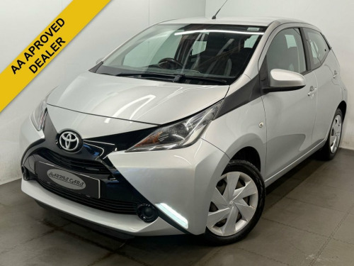 Toyota AYGO  1.0 VVT-i x-play Hatchback 5dr Petrol Manual Euro  