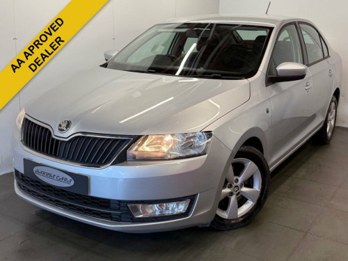 Skoda Rapid  1.2 TSI SE Hatchback 5dr Petrol Manual Euro 5 (105 