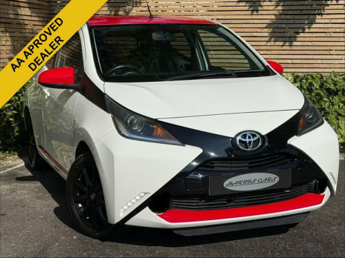 Toyota AYGO  1.0 VVT-i x-play Hatchback 5dr Petrol Manual Euro  