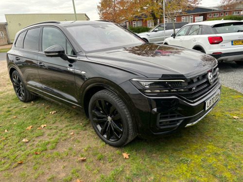 Volkswagen Touareg  3.0 TSI V6 Black Edition