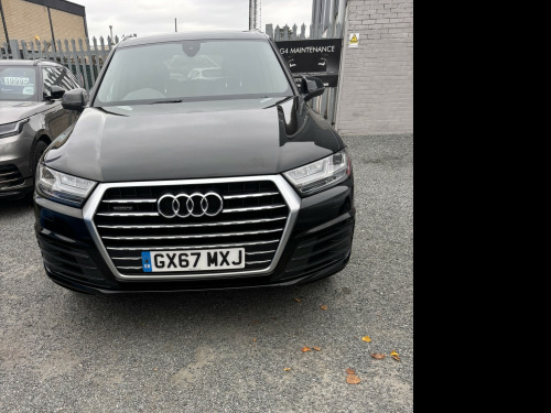 Audi Q7  3.0 TDI V6 S line