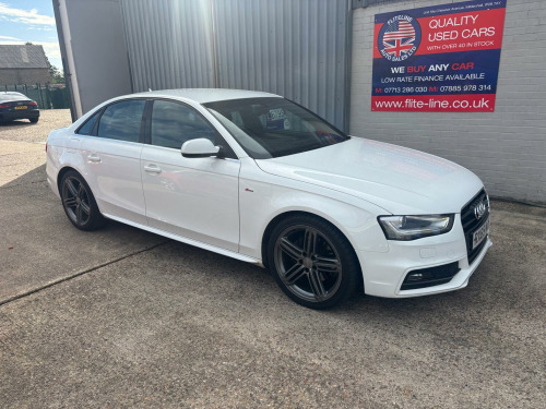 Audi A4 2.0 TDI S line