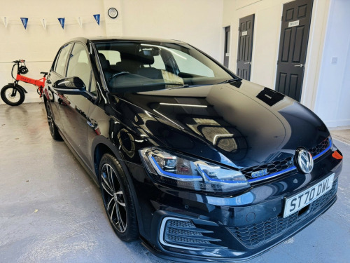 Volkswagen Golf  1.4 TSI 8.7kWh GTE 
