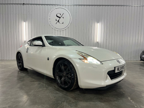 Nissan 370Z  3.7 V6 GT