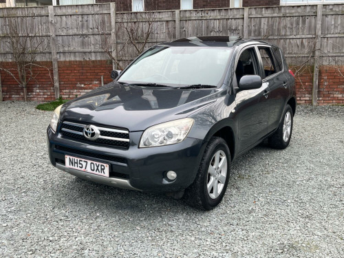 Toyota RAV4  2.0 XT-R