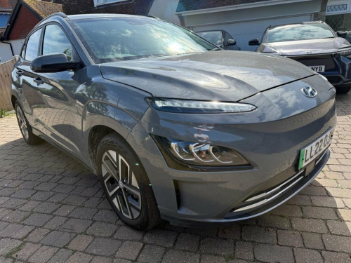 Hyundai Kona  64kWh Premium SUV 5dr Electric Auto (10.5kW Charge