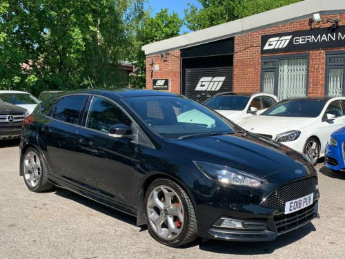 Ford Focus  2.0T EcoBoost ST-2 Hatchback 5dr Petrol Manual Eur